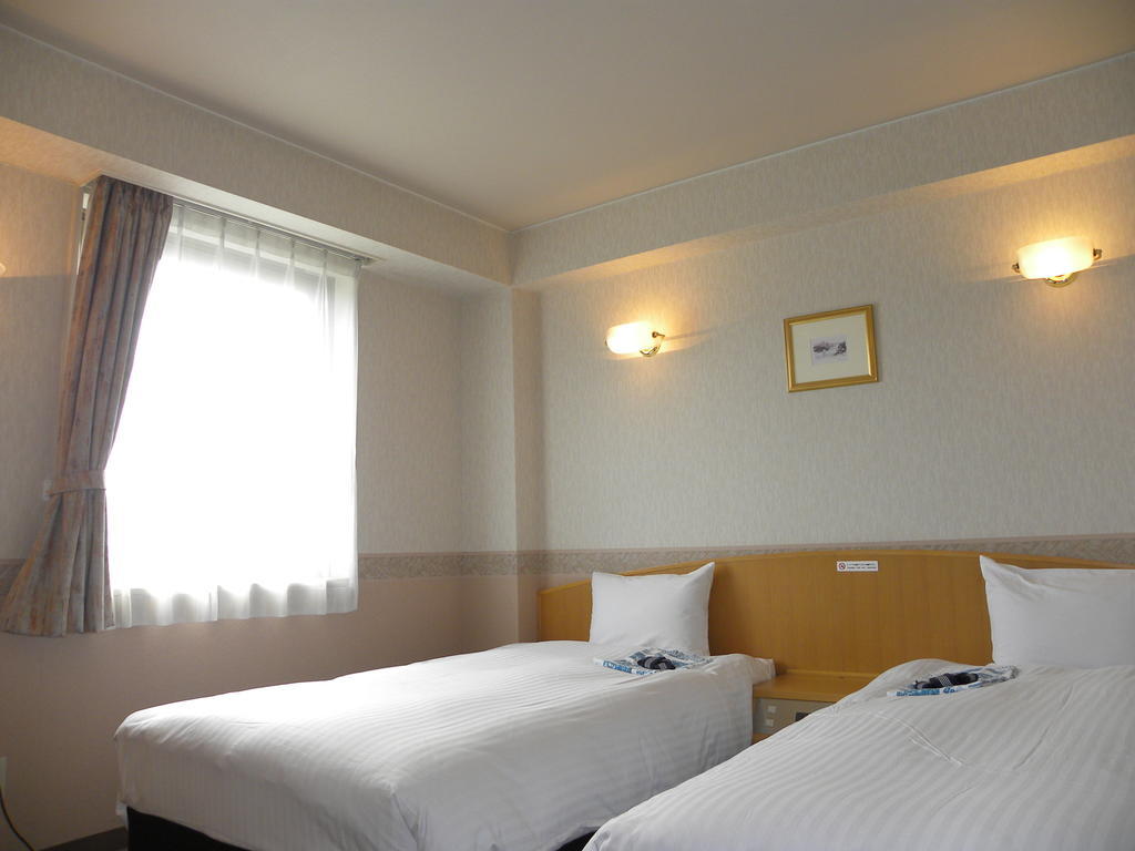 Hotel Benex Йонедзава Екстер'єр фото